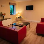 فندق Castle Dargan 4*
