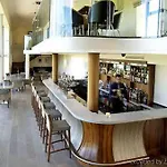 Ξενοδοχείο Castle Dargan 4*