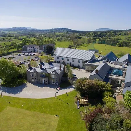Castle Dargan 4*