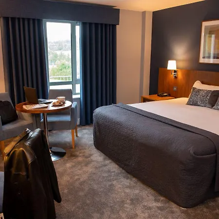 Castle Dargan 호텔 4*