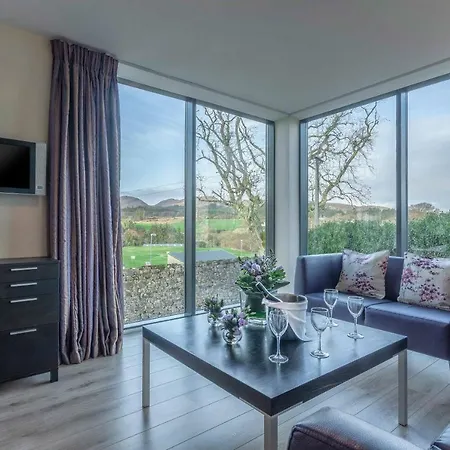 Hotel Castle Dargan
