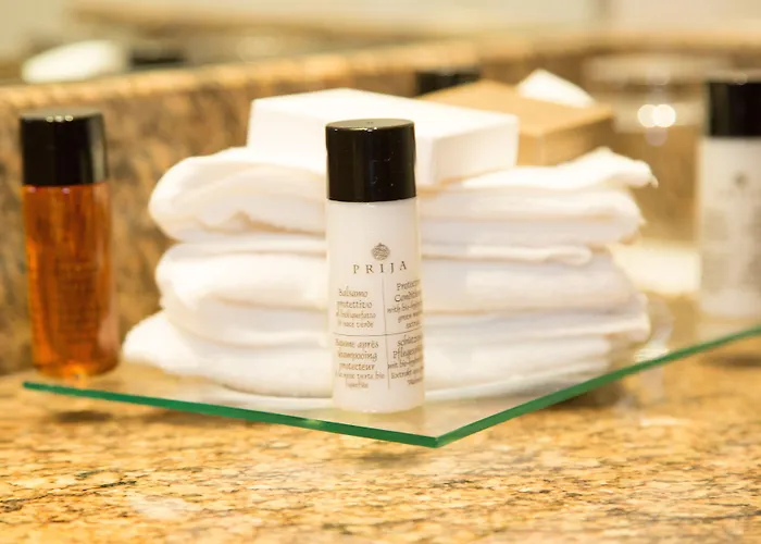 Отель Castle Dargan