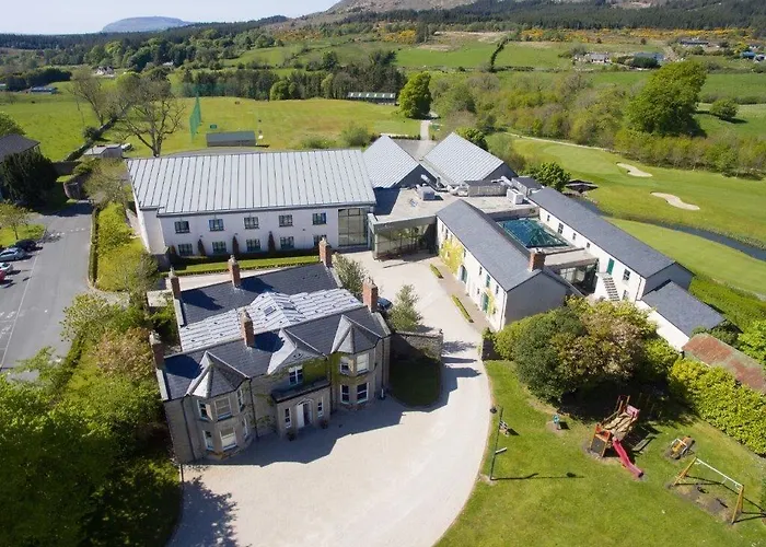 Отель Castle Dargan 4*