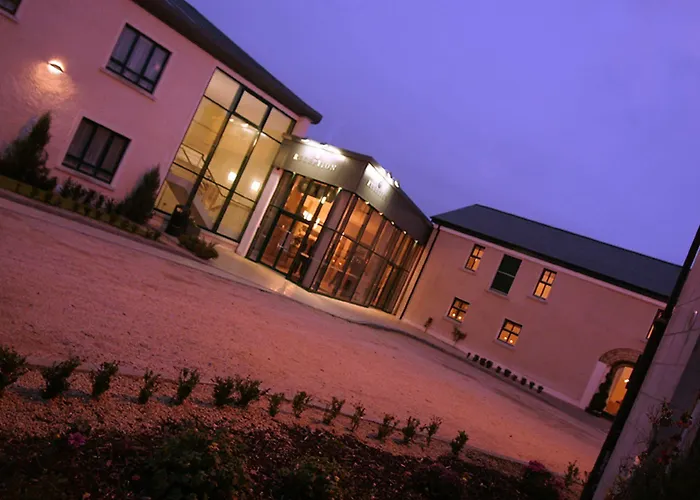 Castle Dargan Hotel 4*